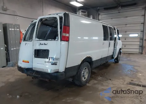 2004 Chevrolet Express from USA, damaged, VIN 1GCHG39U741214473